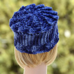 Charity hat pattern: Nebula